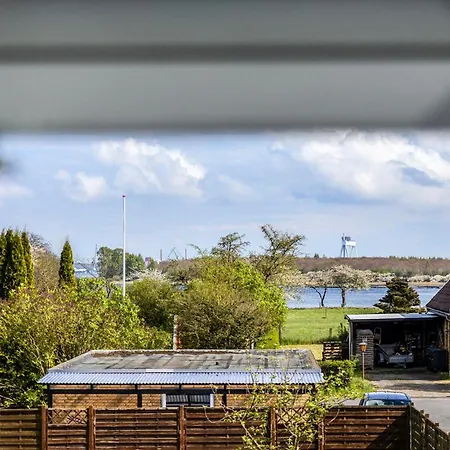 Дом отдыха 3 Bedroom Awesome In *