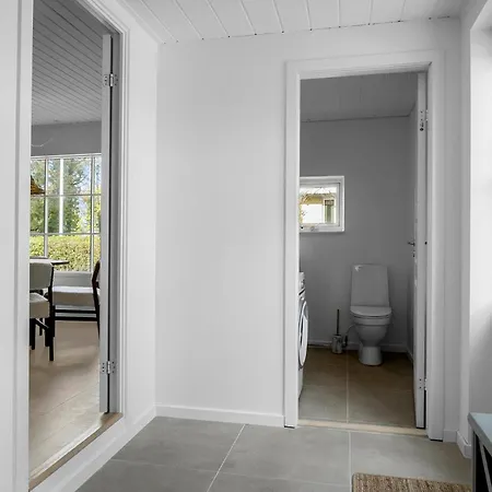 3 Bedroom Awesome In Feriehus
